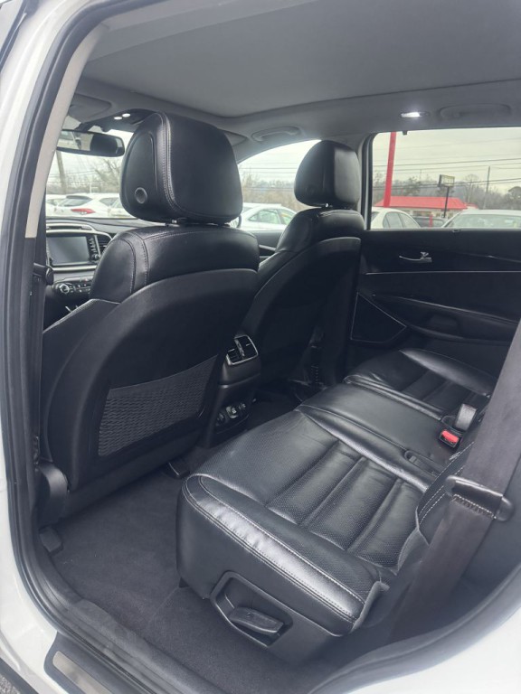 2016 Kia Sorento Image 19