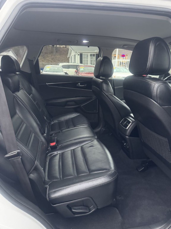2016 Kia Sorento Image 22