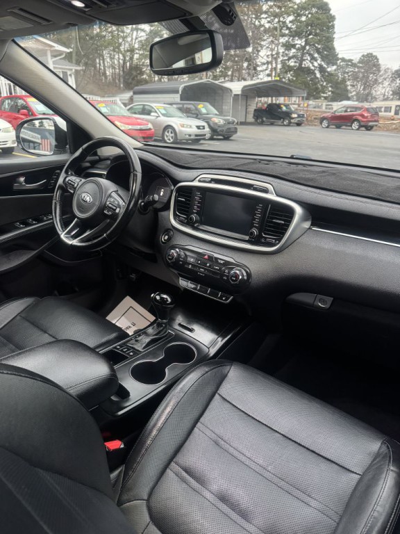 2016 Kia Sorento Image 24