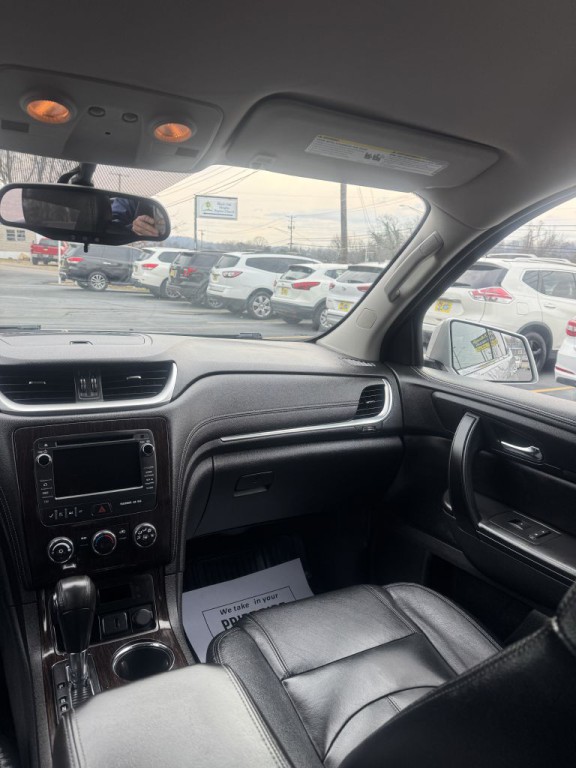 2015 Chevrolet Traverse Image 15