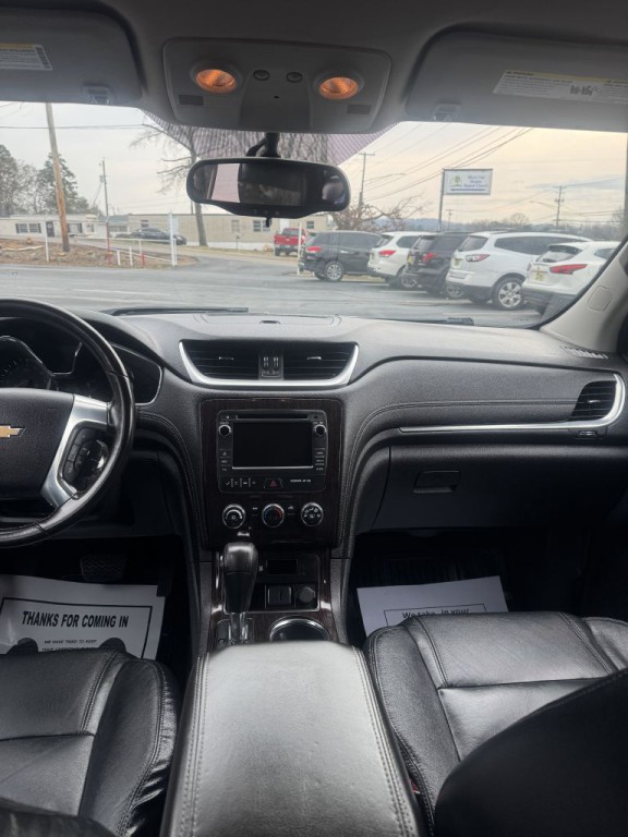 2015 Chevrolet Traverse Image 16