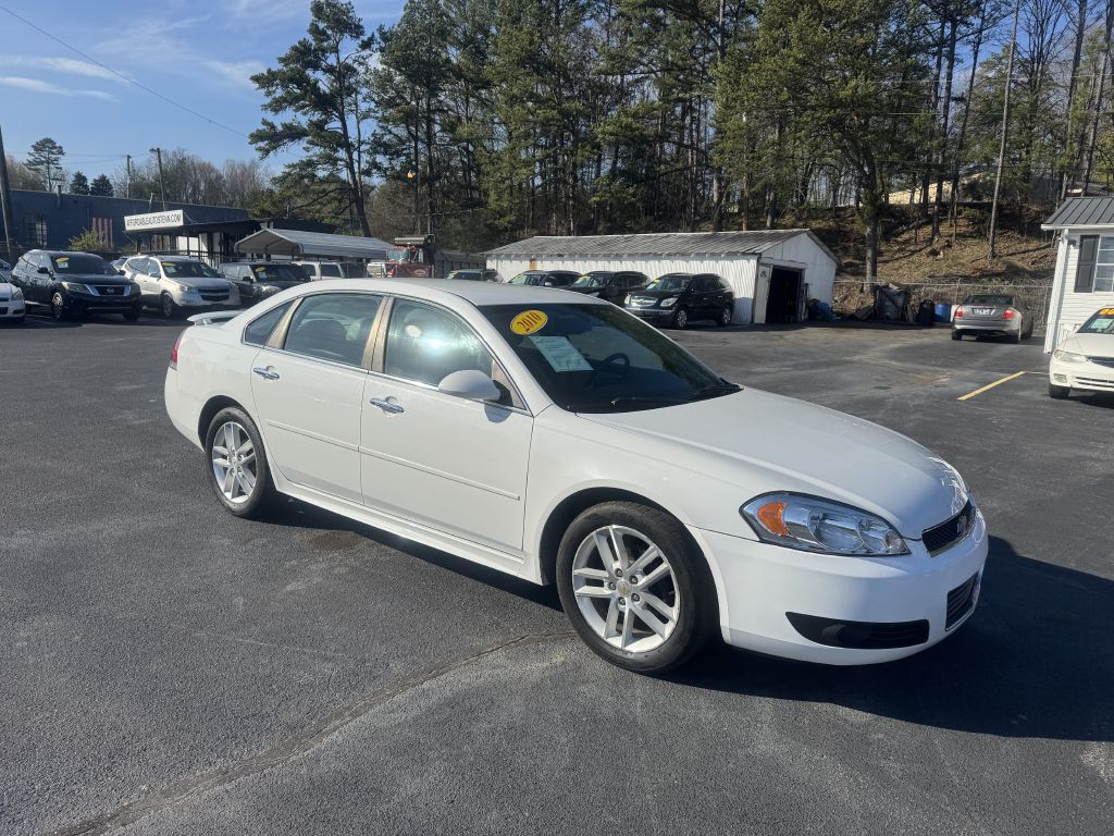 2010 Chevrolet Impala Image 2