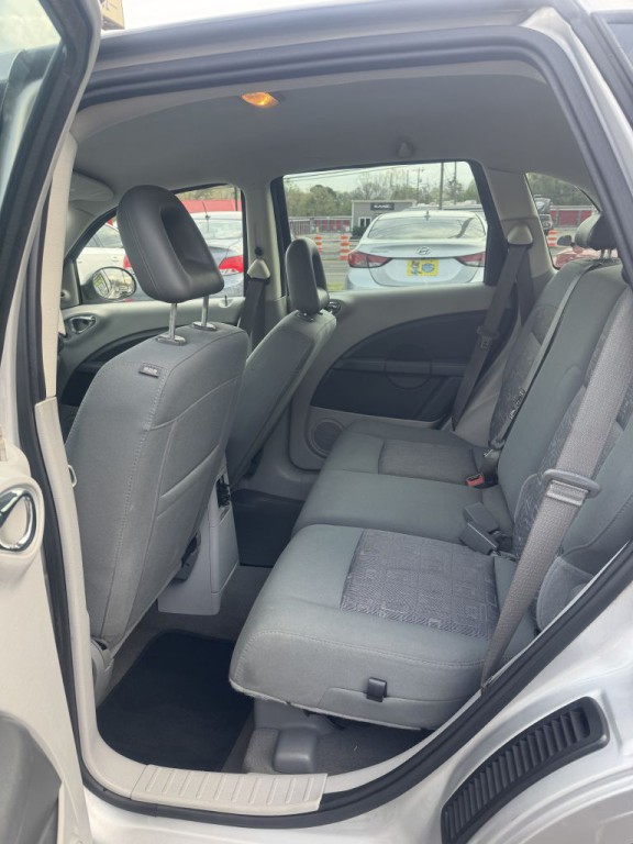 2008 Chrysler PT Cruiser Image 16