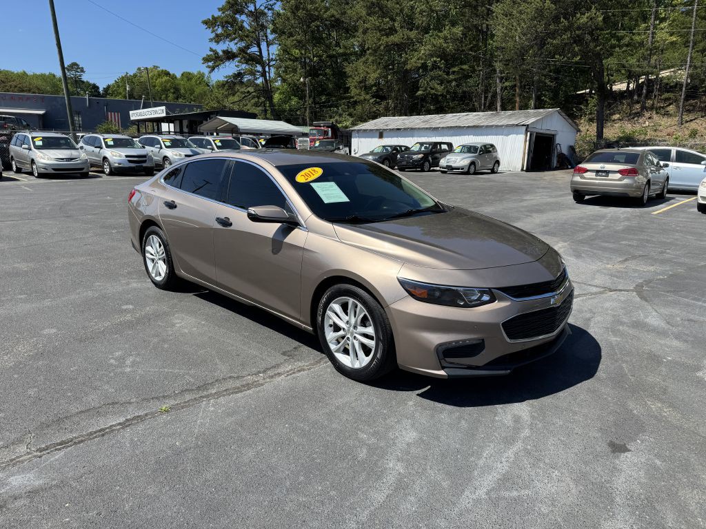 2018 Chevrolet Malibu Image 2