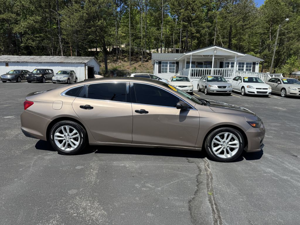 2018 Chevrolet Malibu Image 3