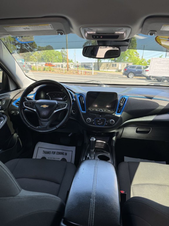 2018 Chevrolet Malibu Image 14