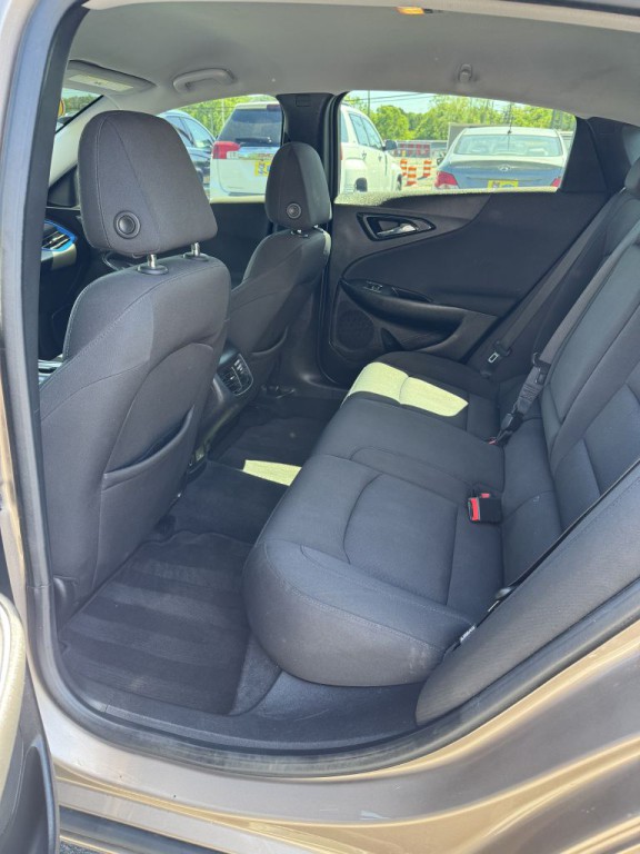2018 Chevrolet Malibu Image 19
