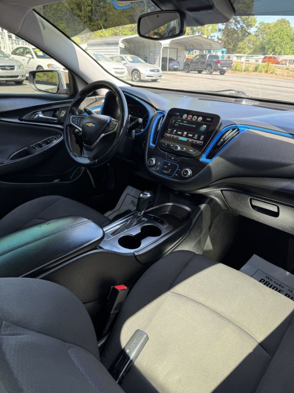 2018 Chevrolet Malibu Image 24