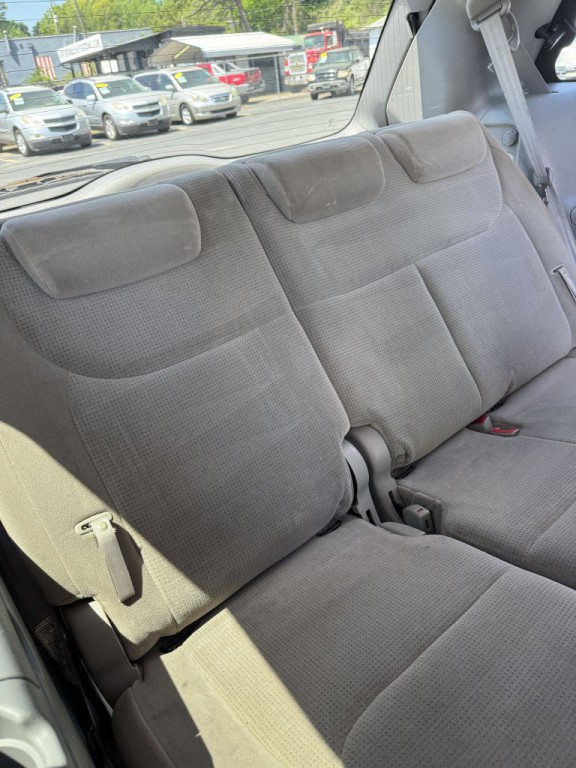 2009 Toyota Sienna Image 20
