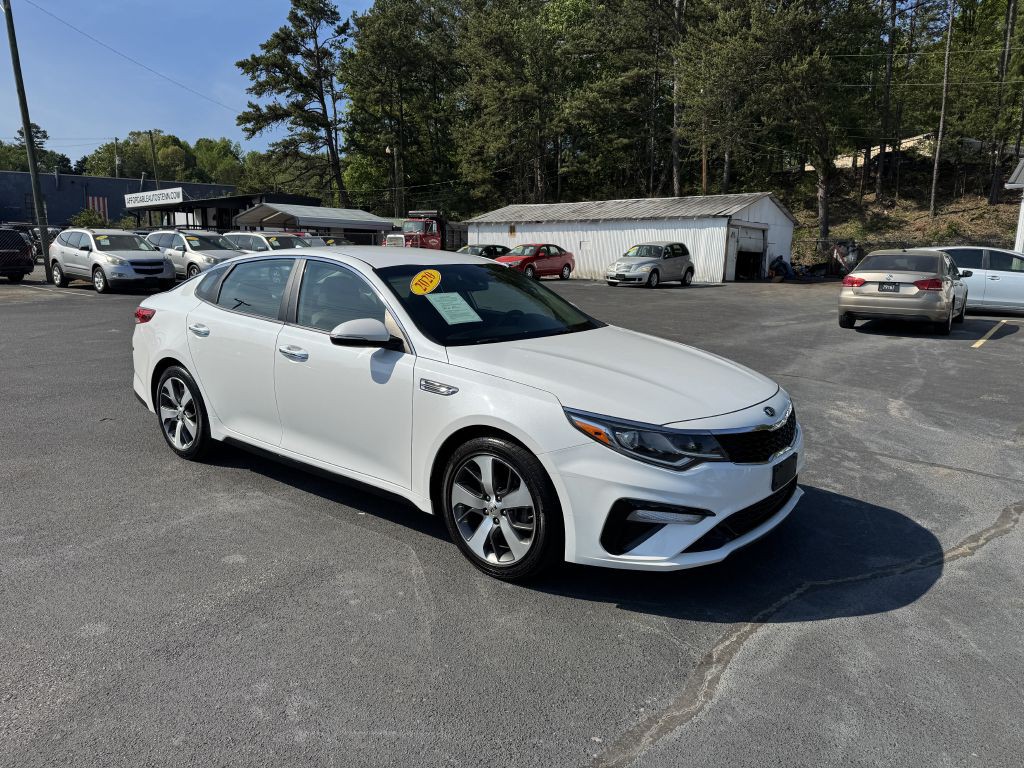 2020 Kia Optima Image 2