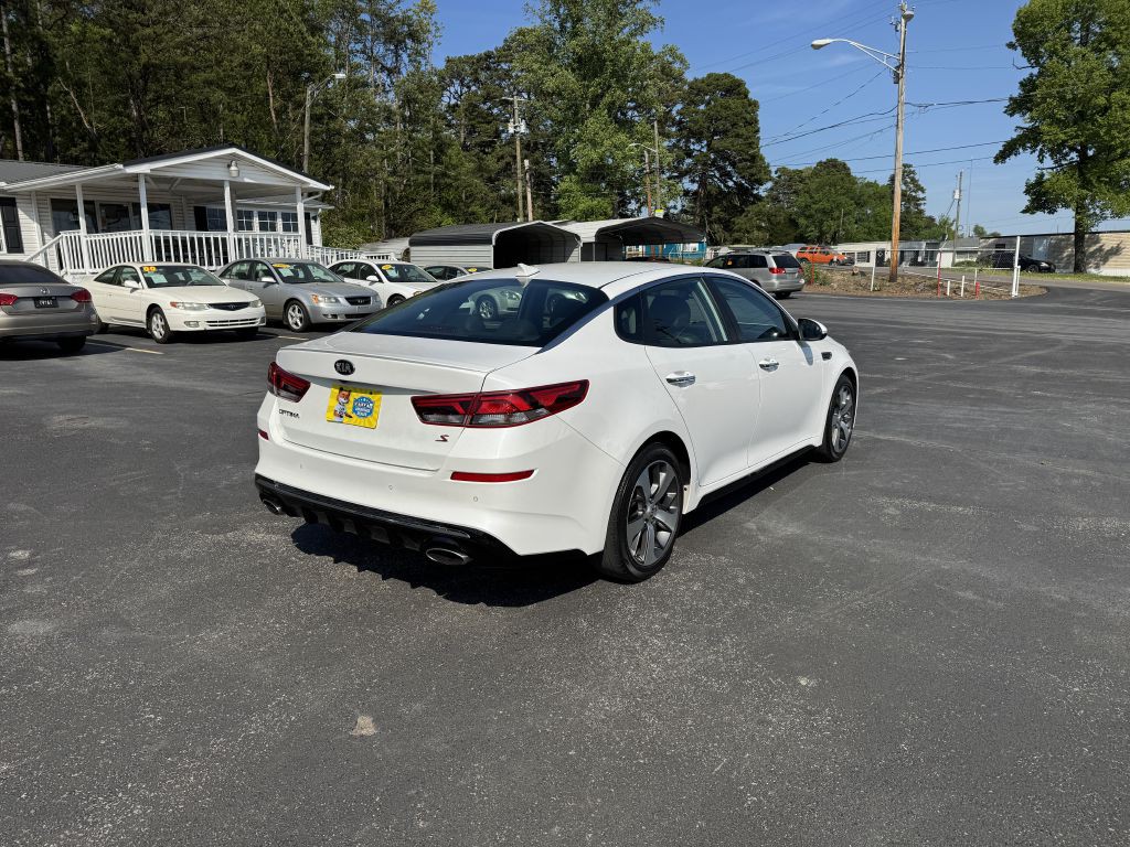 2020 Kia Optima Image 4