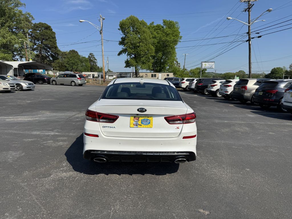 2020 Kia Optima Image 5