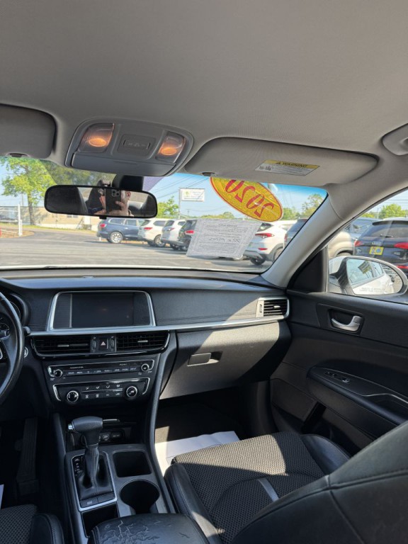2020 Kia Optima Image 15