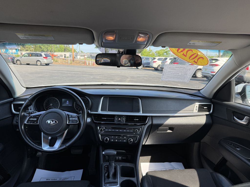 2020 Kia Optima Image 16