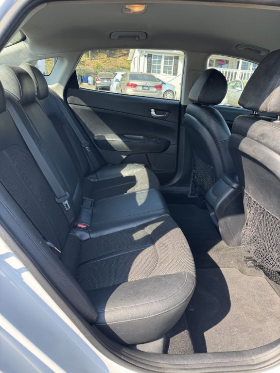 2020 Kia Optima Image 23