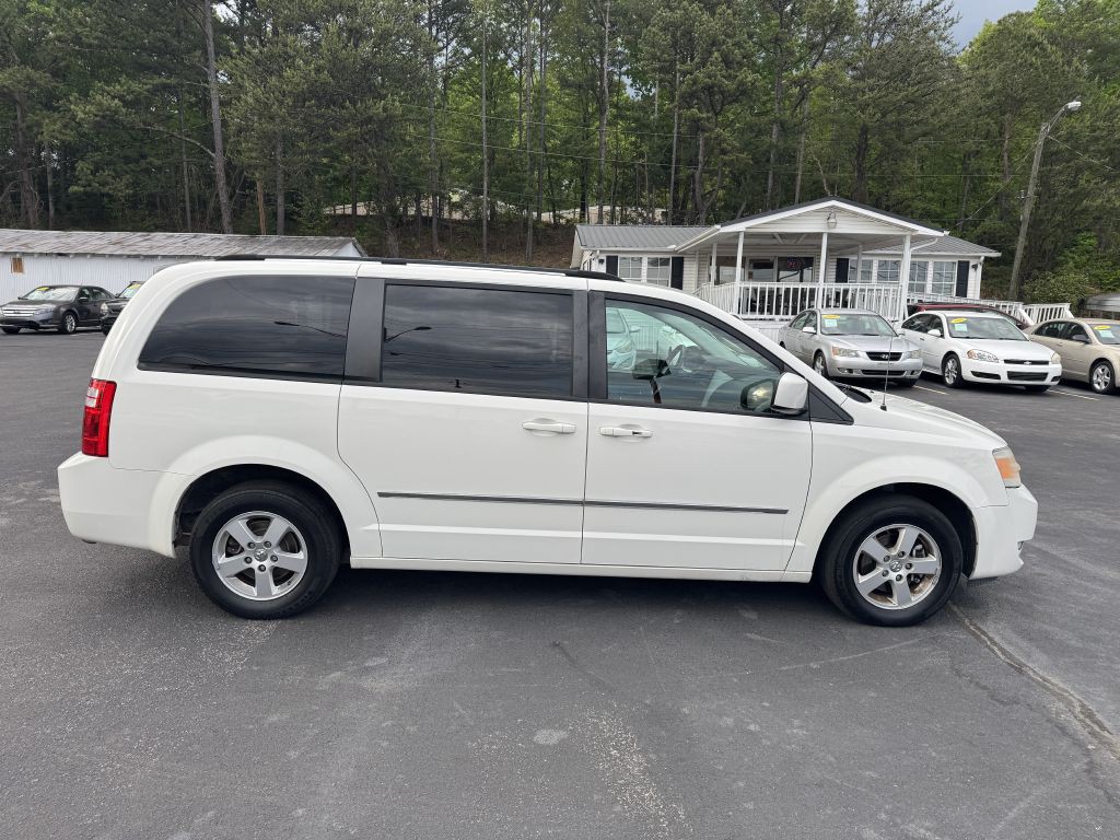 2010 Dodge Grand Caravan Image 3