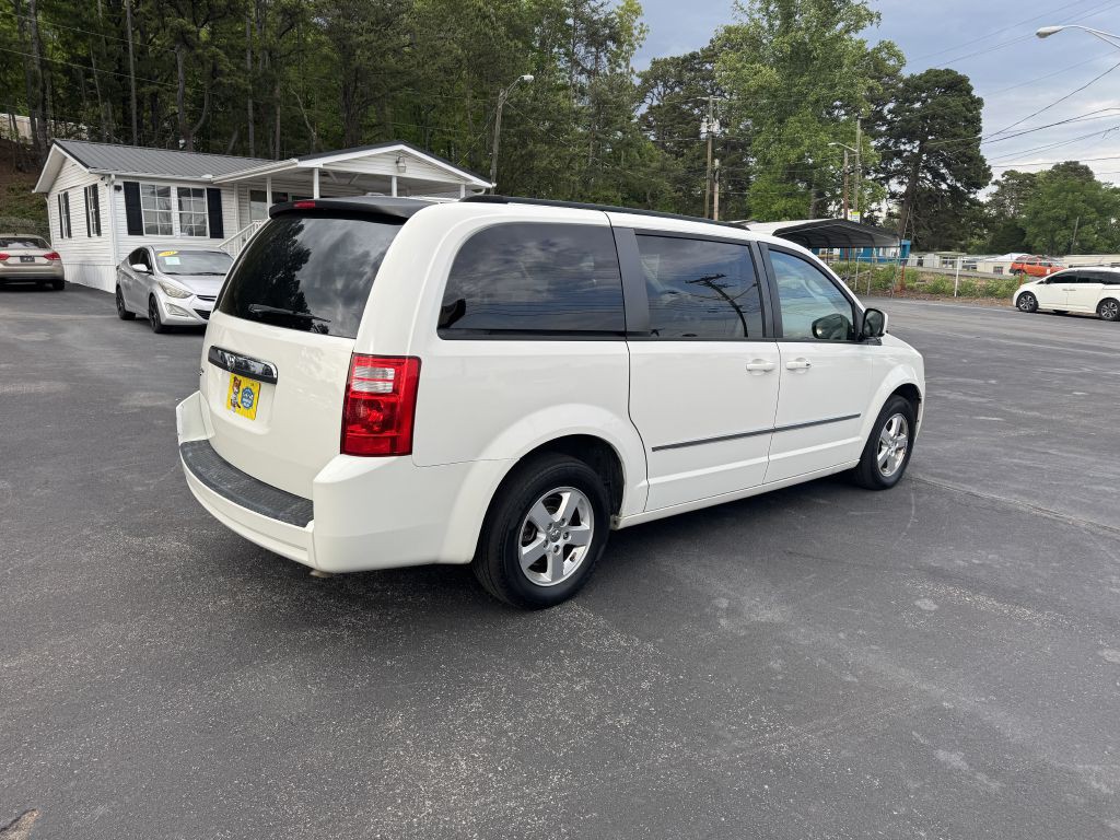 2010 Dodge Grand Caravan Image 4