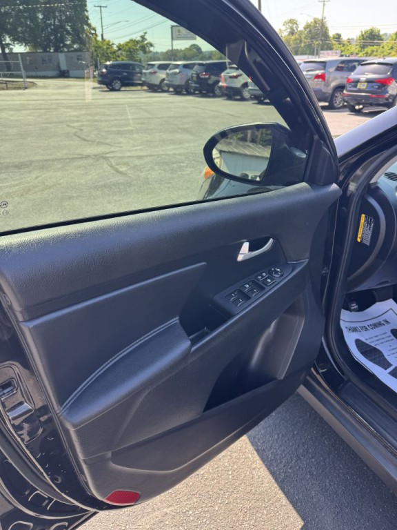 2014 Kia Sportage Image 11