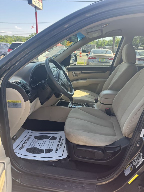 2011 Hyundai Santa Fe Image 9