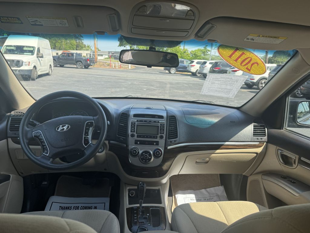 2011 Hyundai Santa Fe Image 10