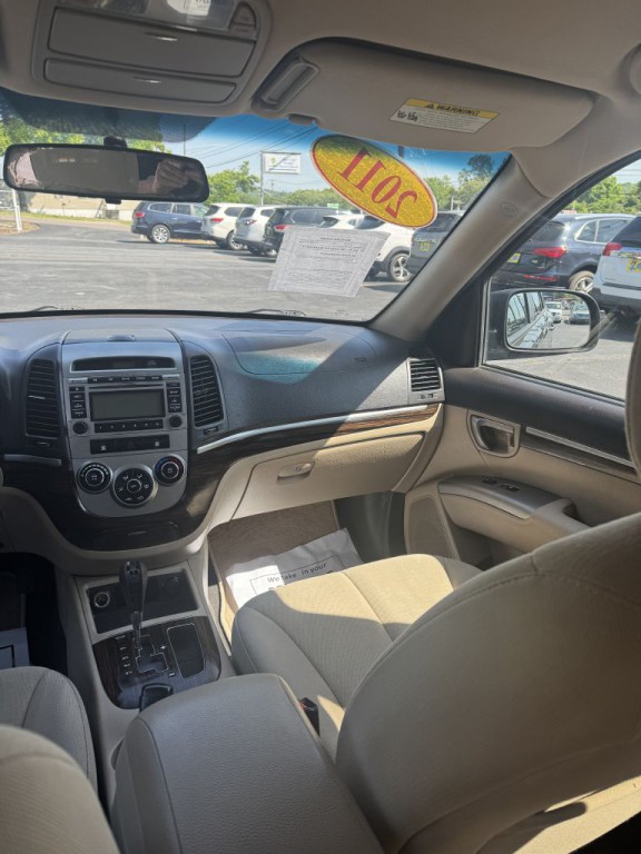 2011 Hyundai Santa Fe Image 11