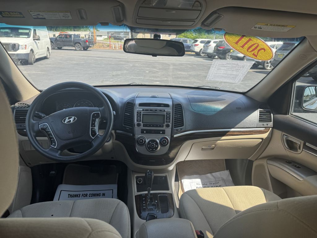 2011 Hyundai Santa Fe Image 13