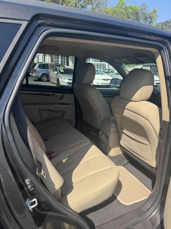 2011 Hyundai Santa Fe Image 16