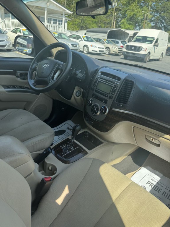 2011 Hyundai Santa Fe Image 18