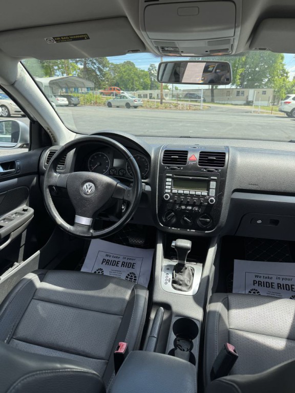 2009 Volkswagen Jetta Image 14