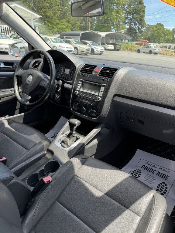 2009 Volkswagen Jetta Image 22