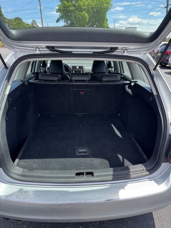 2009 Volkswagen Jetta Image 24