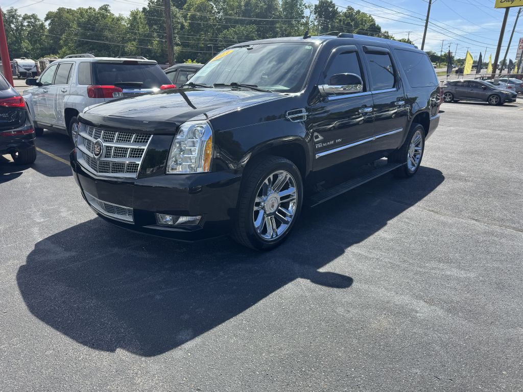 2013 Cadillac Escalade Image 8