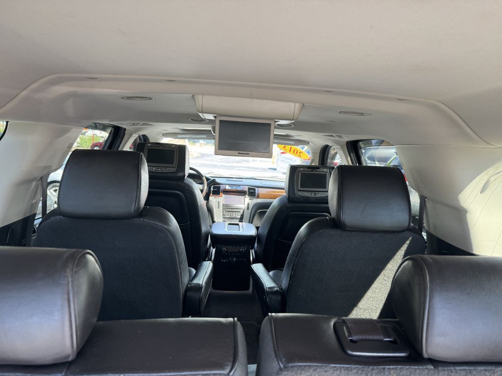 2013 Cadillac Escalade Image 26