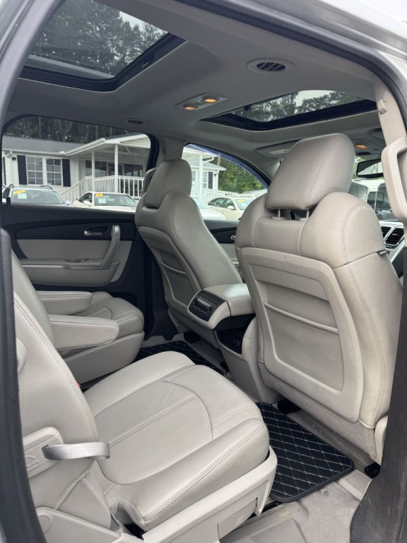 2012 GMC Acadia Image 21