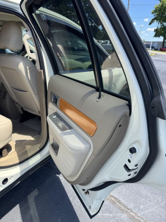 2007 Lincoln MKX Image 21