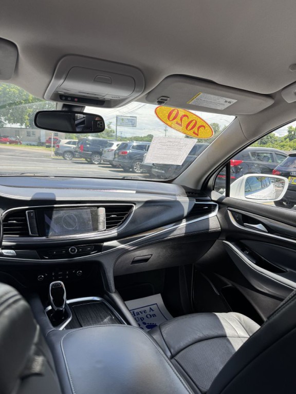 2020 Buick Enclave Image 13