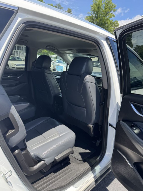 2020 Buick Enclave Image 23