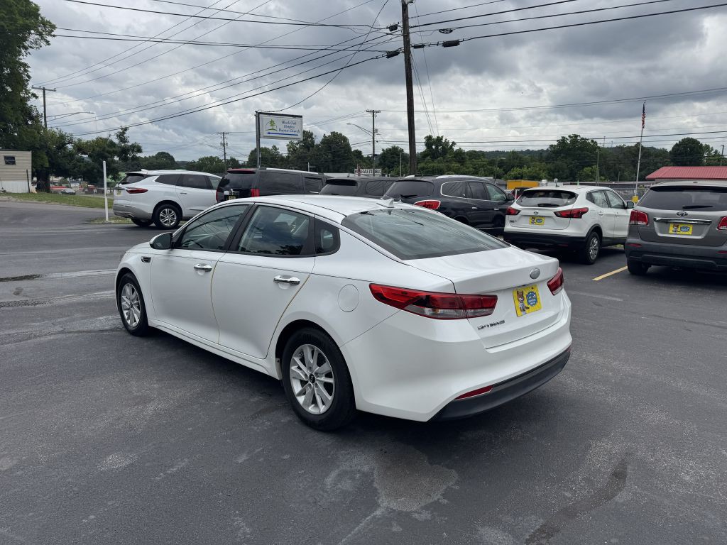 2017 Kia Optima Image 6