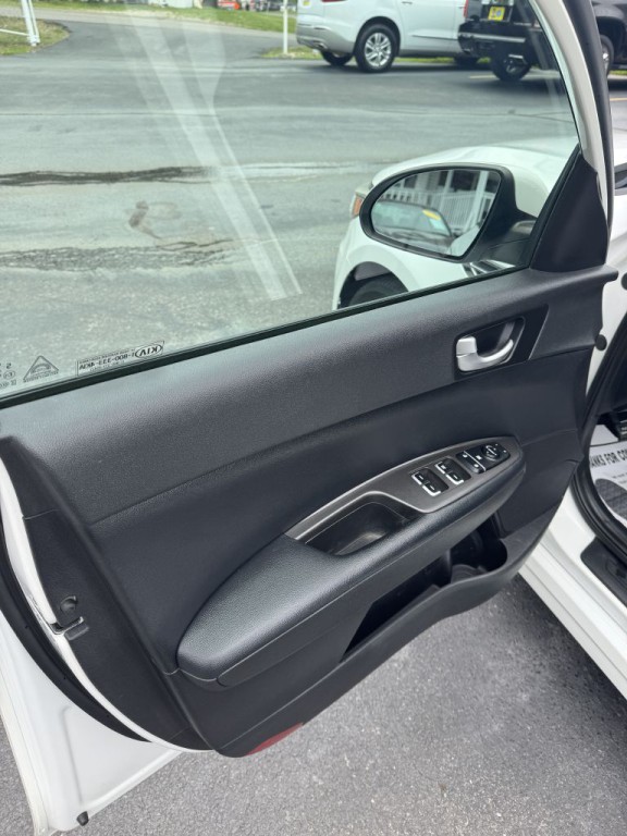 2017 Kia Optima Image 11