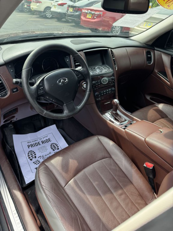 2011 INFINITI EX35 Image 9