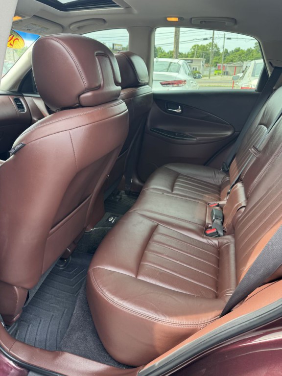 2011 INFINITI EX35 Image 17