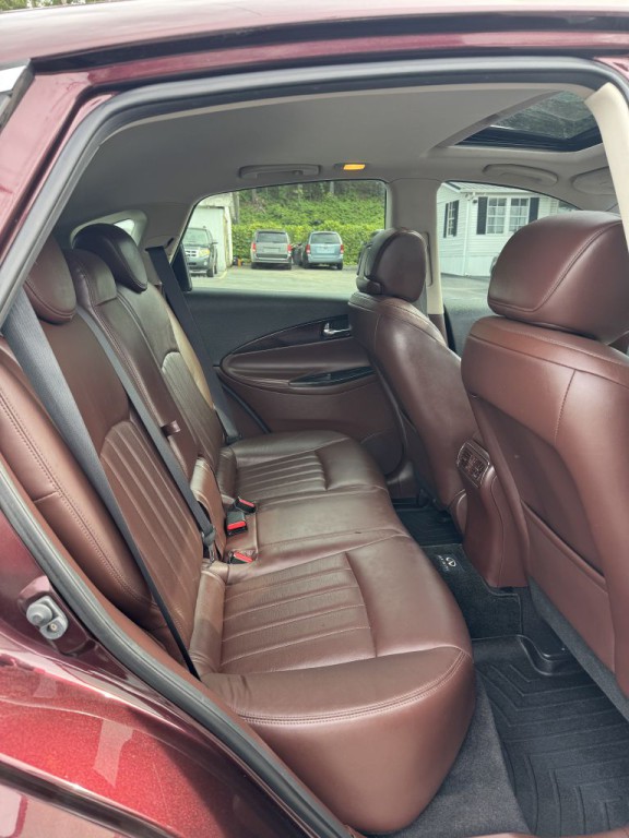 2011 INFINITI EX35 Image 21