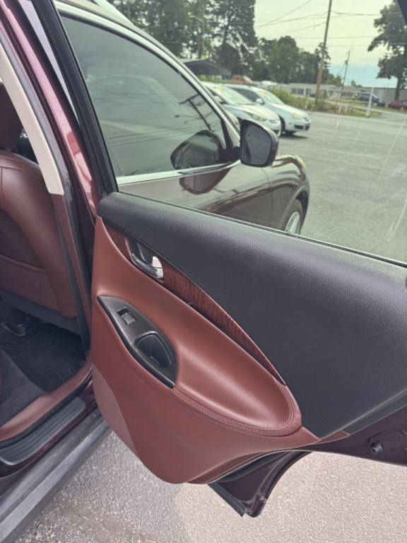 2011 INFINITI EX35 Image 22