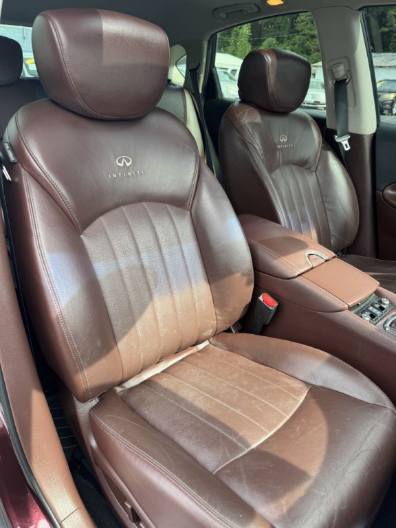 2011 INFINITI EX35 Image 28