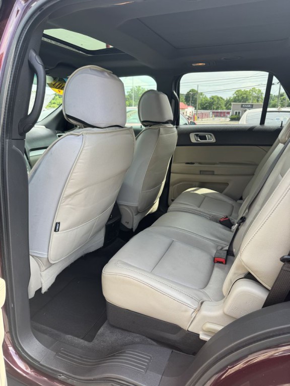 2011 Ford Explorer Image 16