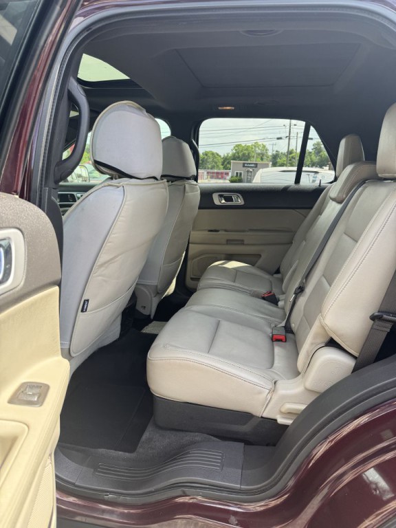 2011 Ford Explorer Image 18