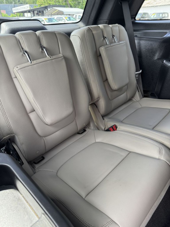 2011 Ford Explorer Image 23