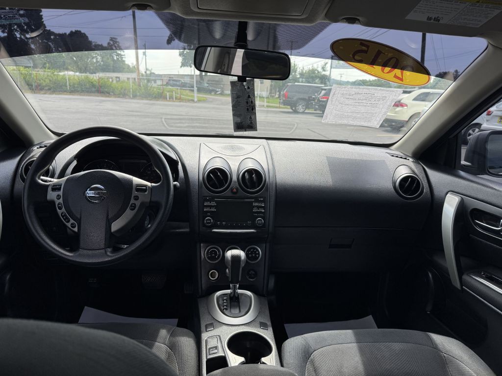 2015 Nissan Rogue Image 11