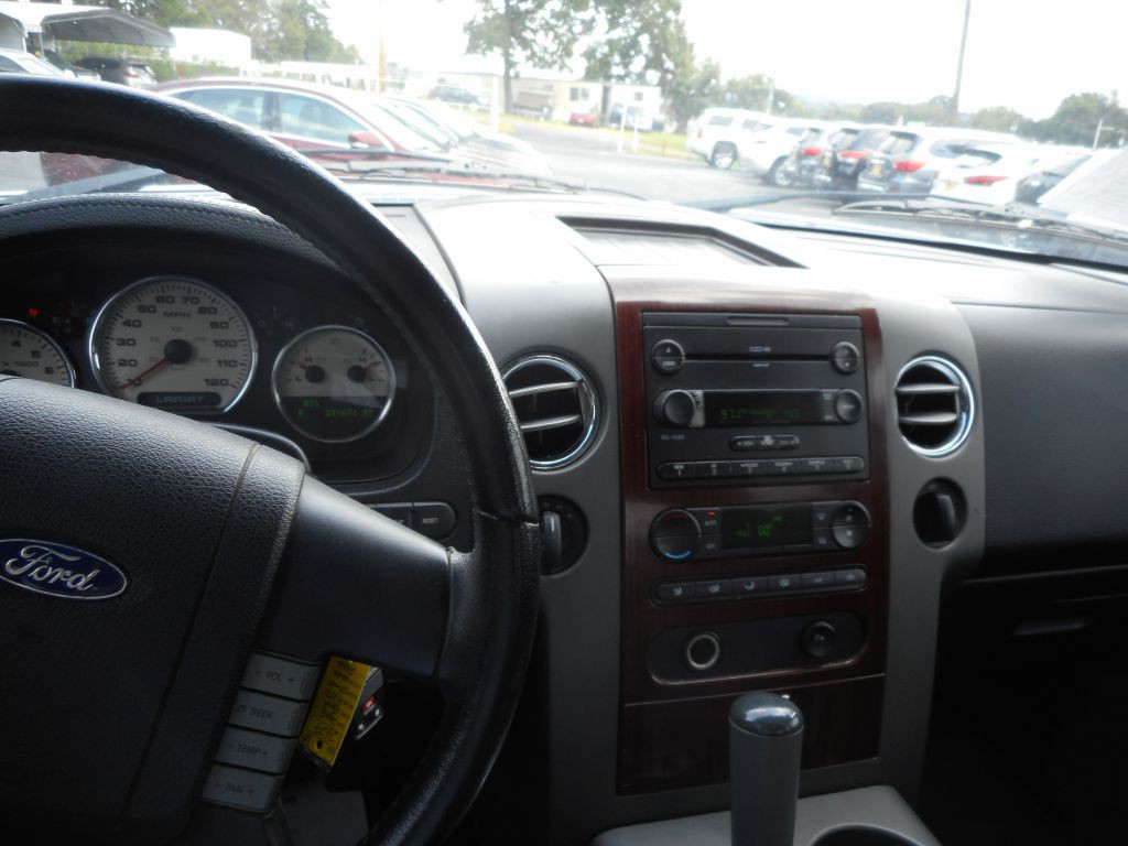 2005 Ford F-150 Image 16