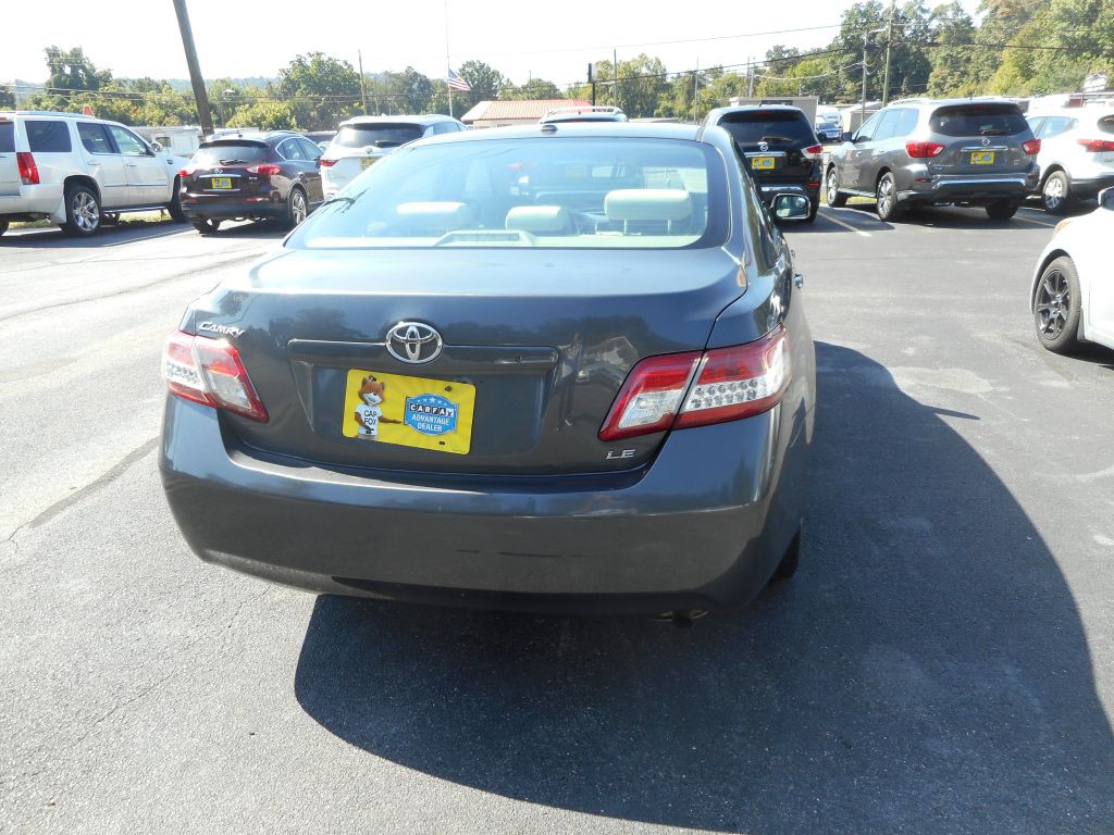 2010 Toyota Camry Image 4